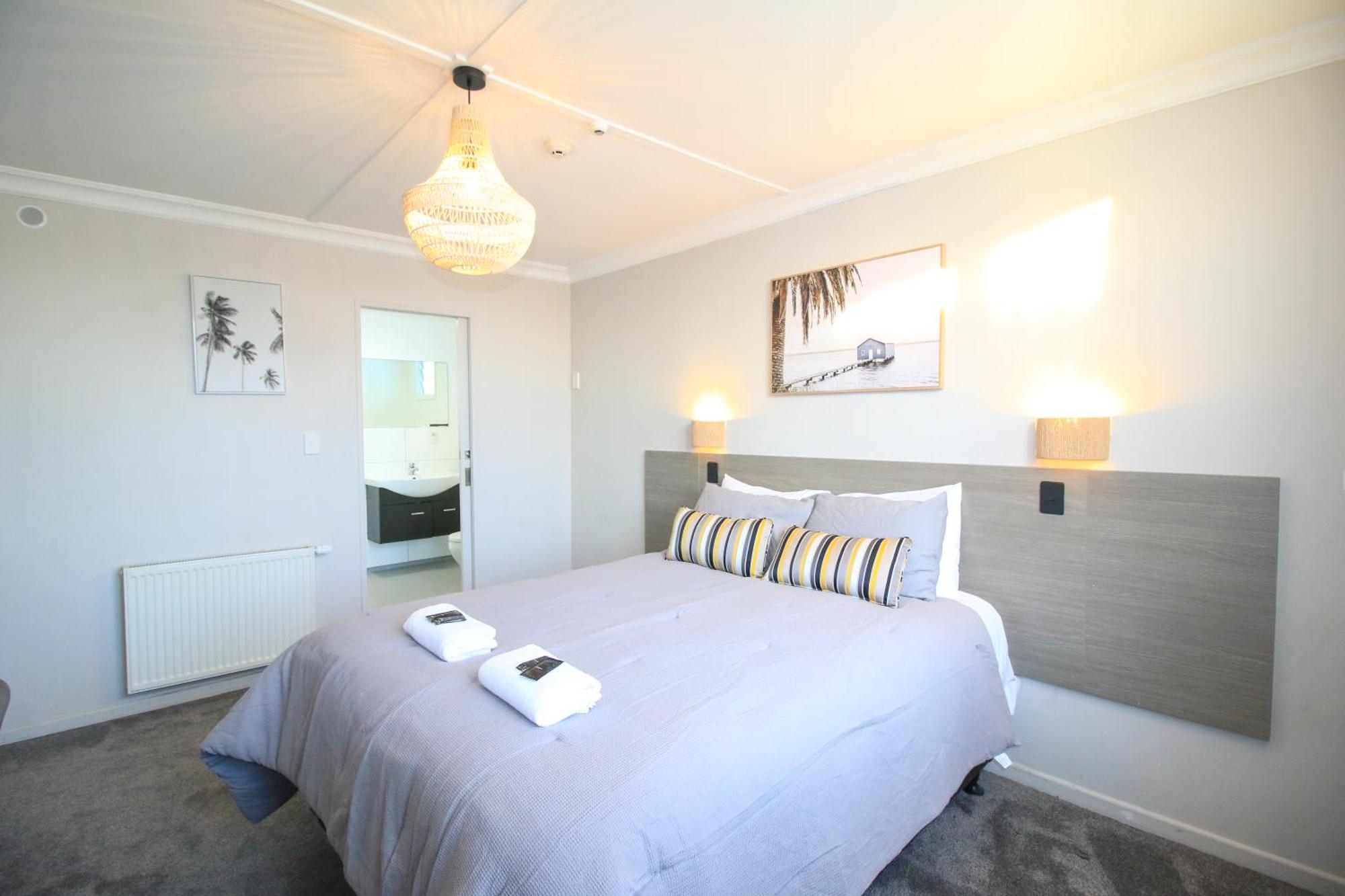 Whitehouse Hotel Invercargill Extérieur photo
